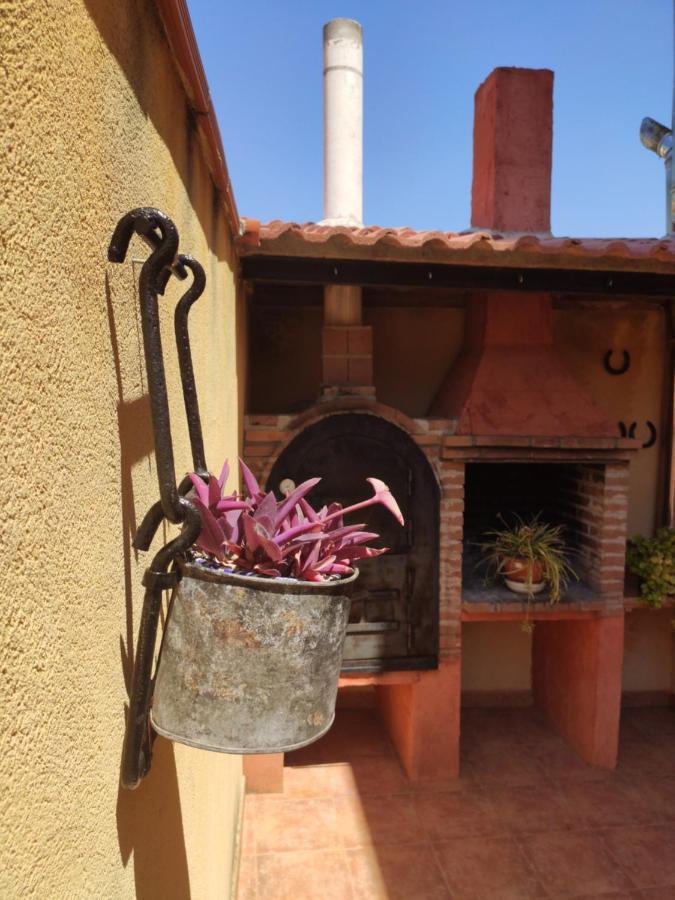 Casa Rural Iris Villanueva De Los Infantes Exterior foto